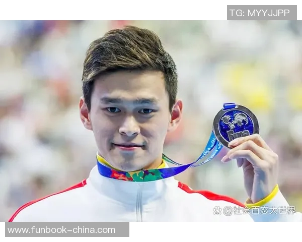 丁青足球球星奋力拼搏展现绿茵场上的速度与激情风采