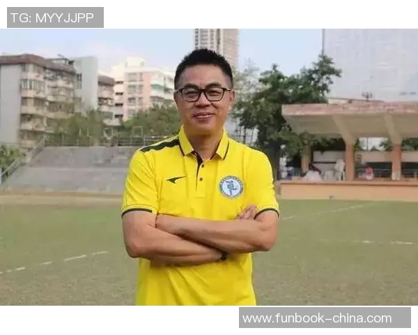 昔日绿茵巨星告别赛场化身金牌解说员再续足球传奇 昔日绿茵巨星告别赛场化身金牌解说员再续足球传奇